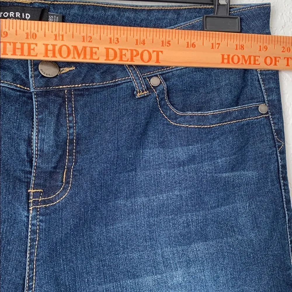Torrid Denim Women's Dark Wash Skinny Stretch Jeans Size 18 S